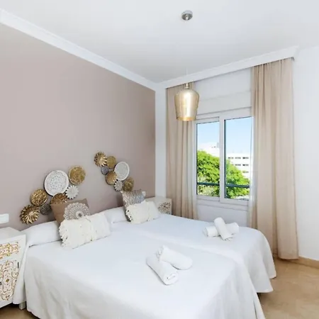 Jabega - 4 Minutes From The Apartmán