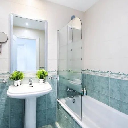 Jabega - 4 Minutes From The * Torremolinos