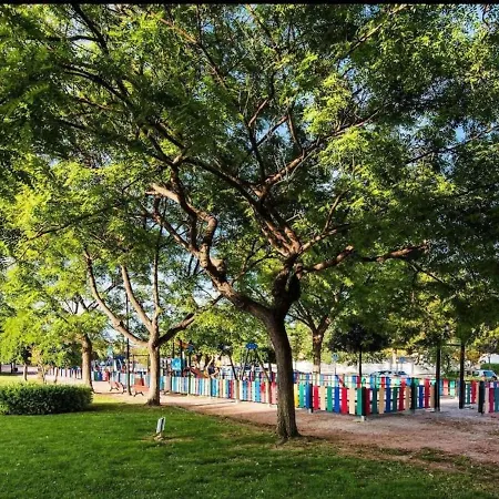 Jabega - 4 Minutes From The Lejlighed