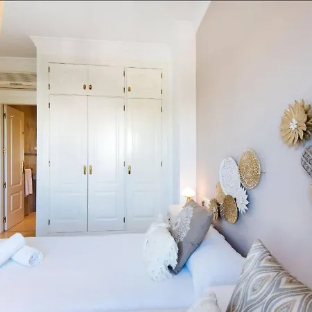 Jabega - 4 Minutes From The Torremolinos