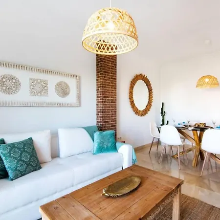 Jabega - 4 Minutes From The *