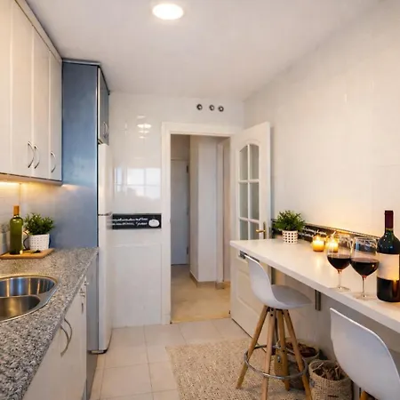 Apartamento Jábega - 4 Minutes From The Torremolinos