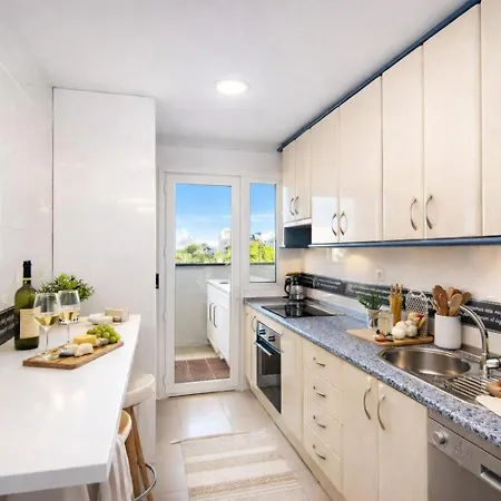 Jábega - 4 Minutes From The Torremolinos