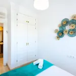 Daire Jabega - 4 Minutes From The